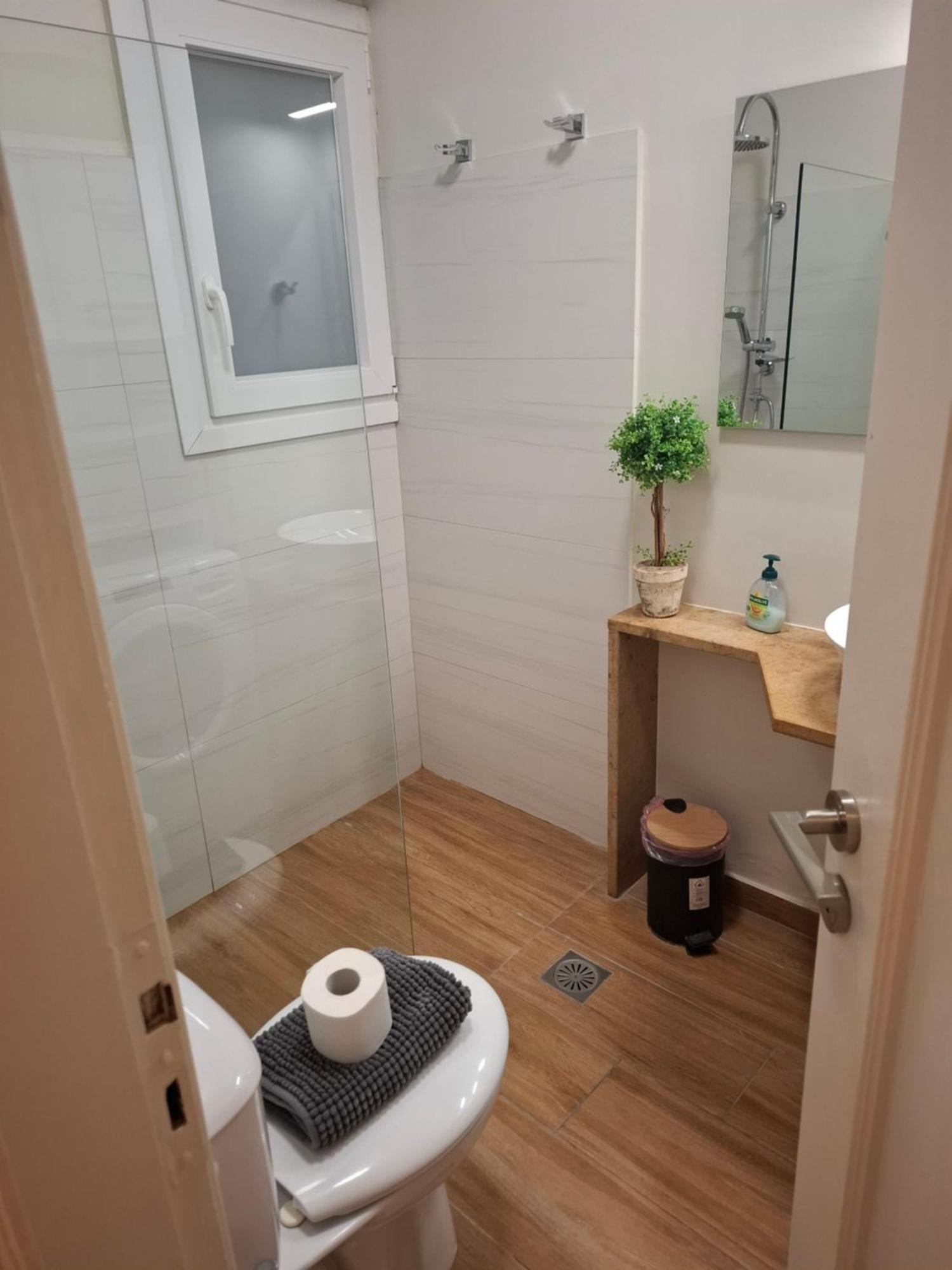 אתונה Studio Posh With Garden In Kolonaki מראה חיצוני תמונה