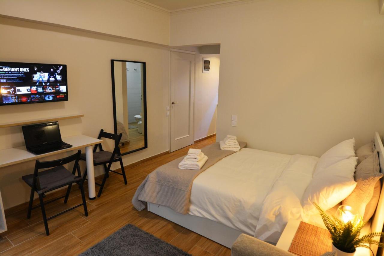 אתונה Studio Posh With Garden In Kolonaki מראה חיצוני תמונה