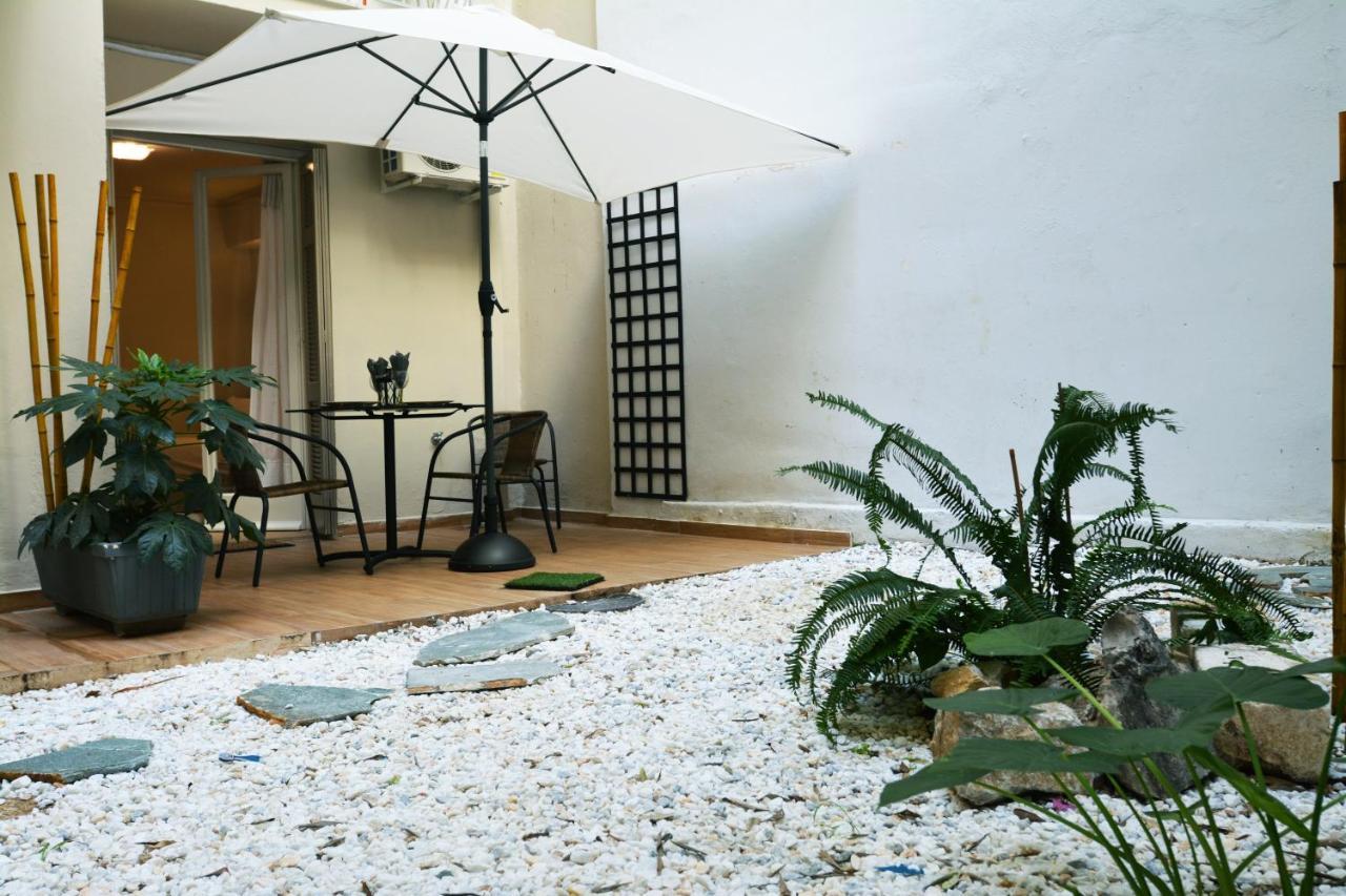 אתונה Studio Posh With Garden In Kolonaki מראה חיצוני תמונה