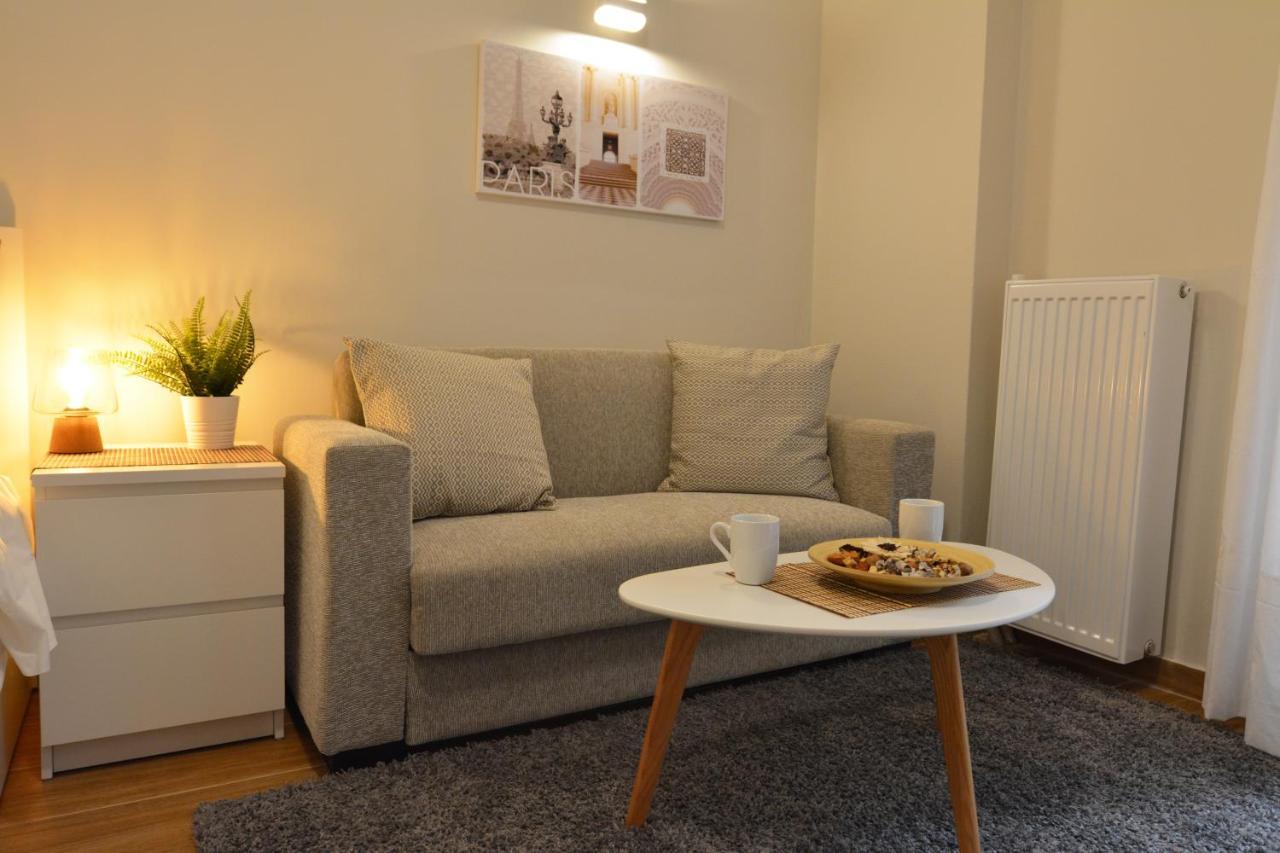 אתונה Studio Posh With Garden In Kolonaki מראה חיצוני תמונה