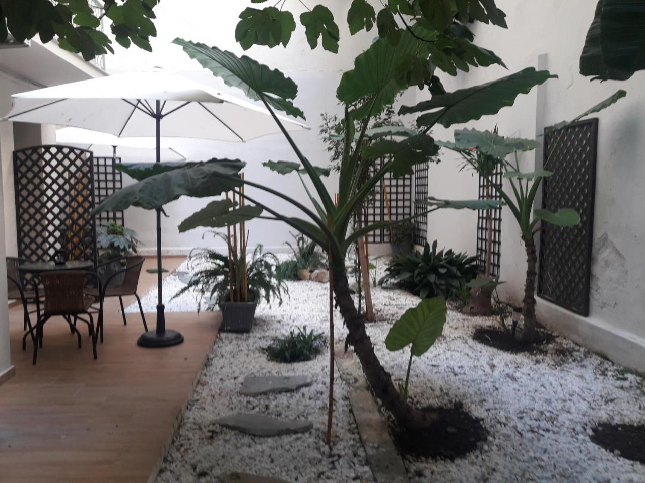 אתונה Studio Posh With Garden In Kolonaki מראה חיצוני תמונה